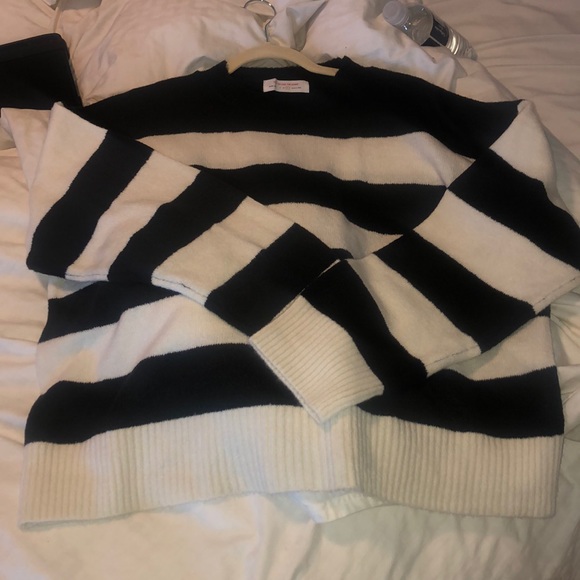 Striped sweater - Picture 4 of 7